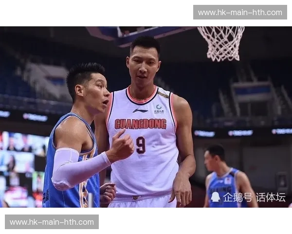 巅峰对话：广东宏远的快打旋风与四川男篮的坚韧意志，谁能主宰CBA赛场？